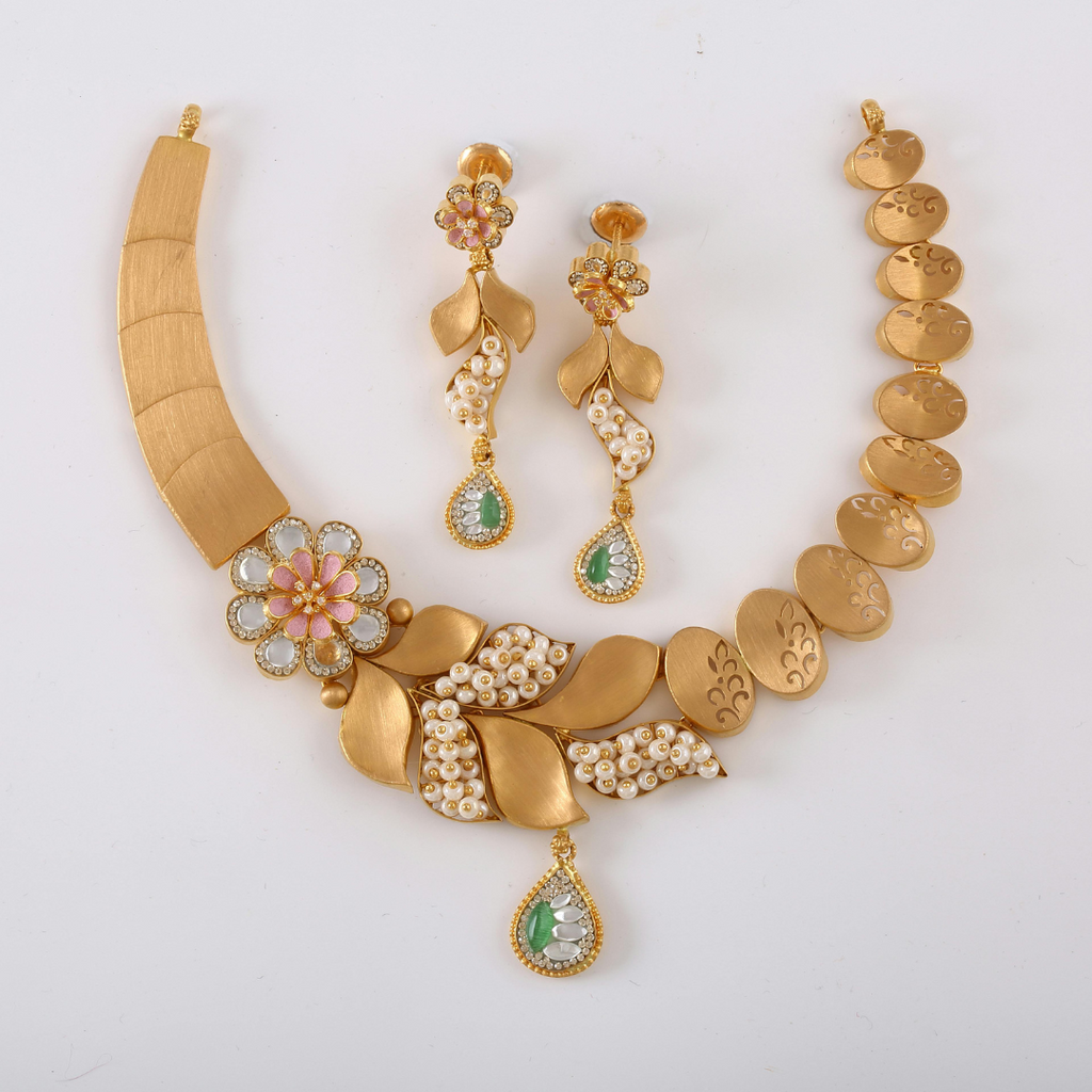 Crown Necklace 4